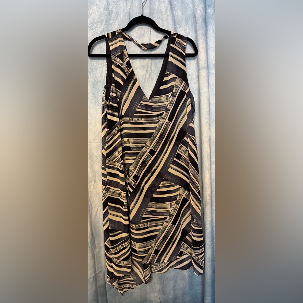 Dana Buchman Navy and White Patterned Dress